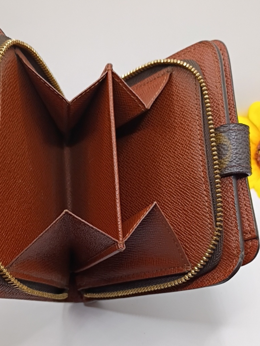 Louis Vuitton Mini Compactable Wallet - Picture 7 of 16